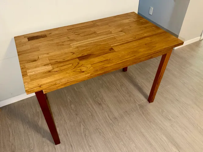 MESA DE MADEIRA