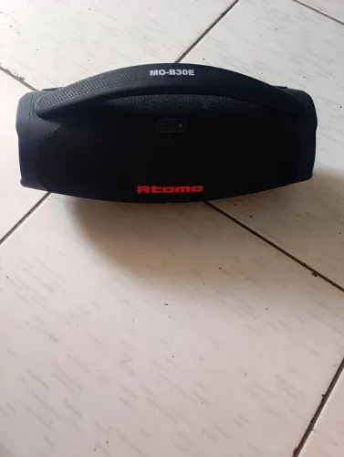 Vende-se um som átomo