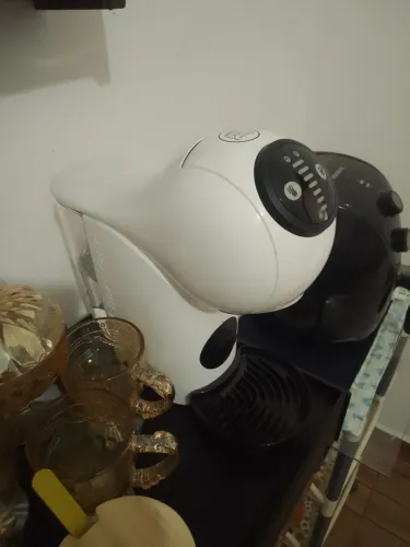 Cafeteira cápsula Nestlé Dulse Gusto