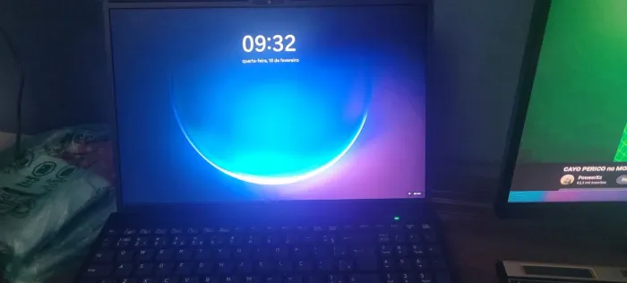 Notebook VAIO FE16 com ryzen 7 5825g 16gb de ram e 512gb de ssd com tela IPS