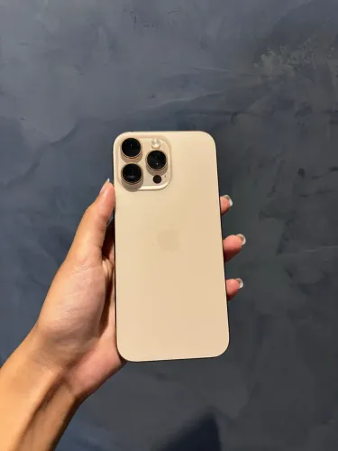 iPhone 16 Pro Max - GARANTIA APPLE