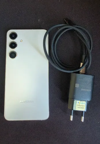 Samsung Galaxy S24 Plus 256gb - com 03 capas (Spigen e Samsung)