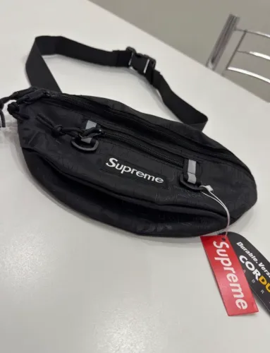 Shoulder bag/pochete supreme preta 