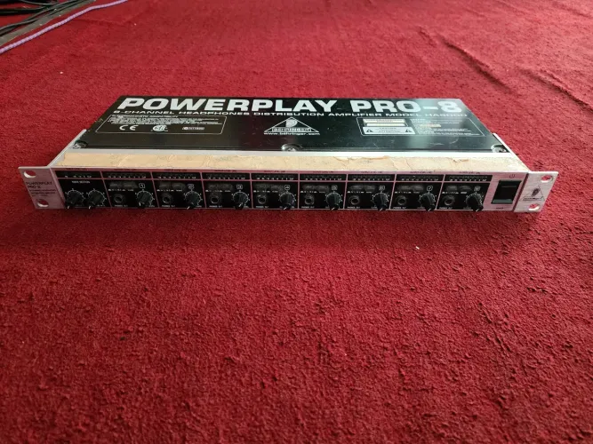 Behringer Powerplay Pro-8