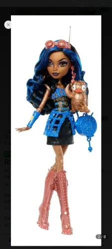 Criação original de Monster High, Robecca Steam Doll