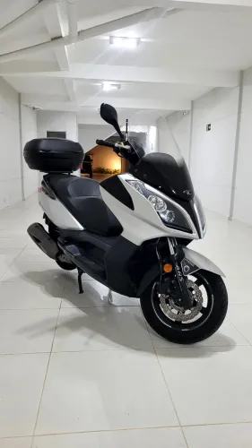 Kymco Downtown 300i