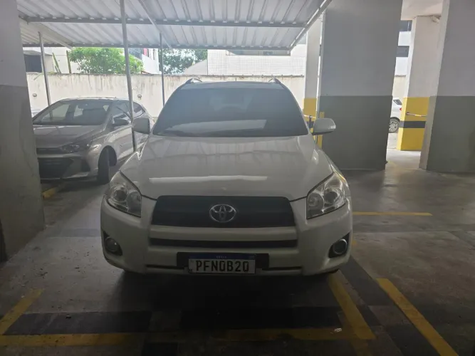 Toyota RAV4 2.4 4X4 16V 170cv Aut. 2011
