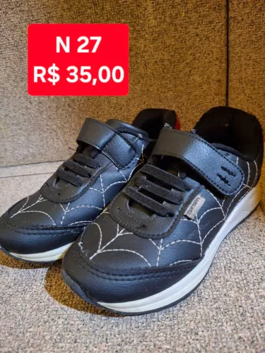 Sapato/ tenis infantil