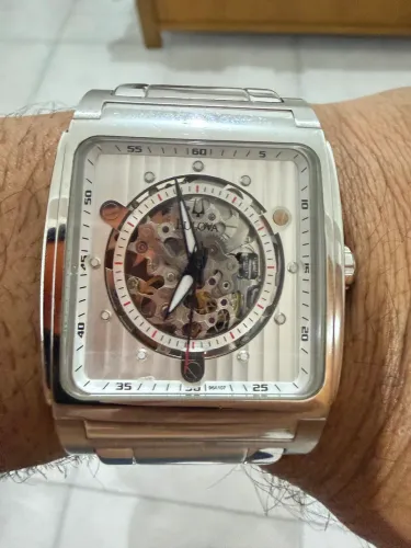 Relógio Bulova skeleton