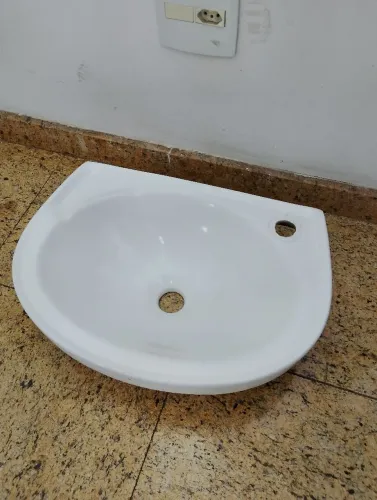 Pia de banheiro para coluna