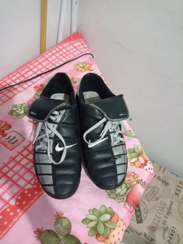 Chuteira Nike Total 90+ Society Original