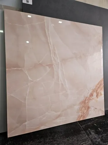 Piso Karina 74x74 Polido e Retificado Onix Pink