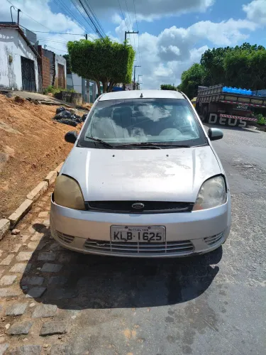 Ford Fiesta Sed. Personnalite 1.0 8V 4P 2005