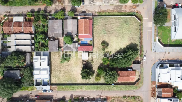 LOTES EM FRENTE AO GINÁSIO DE ESPORTES  PONTA KAYANA, TRINDADE