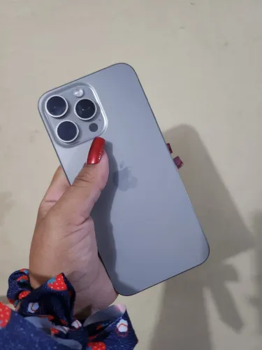 IPHONE 15 PRO MAX R$4.500 top tudo ok