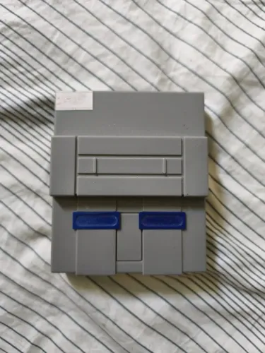 Videogame retrô com milhares de jogos 