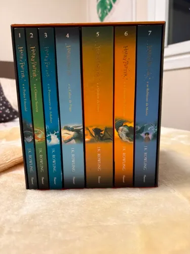Box De Livros Harry Potter Vermelho (edição Britânica) J.k. Rowling Ano 2017 Editora Rocco