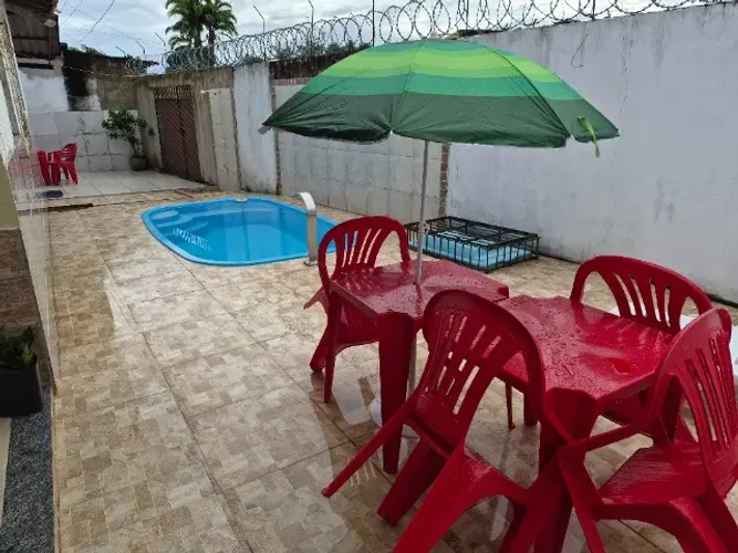 Casa com piscina em Mosqueiro, julho disponível ainda.