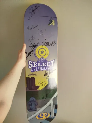 Shape de skate autografado 