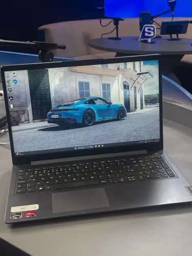 ? Lenovo IdeaPad 3 15ALC6 Ryzen 7 | 12GB RAM | Windows 11 Pro