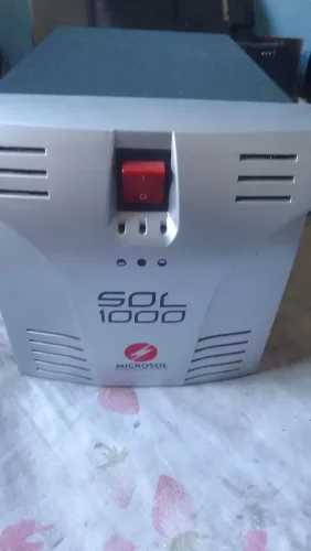 Estabilizador sol 1000 vcs funcionando normalmente 