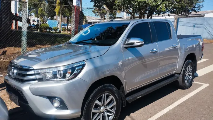 Toyota Hilux CD SRX 4X4 2.8 TDI 16V Diesel Aut. 2017