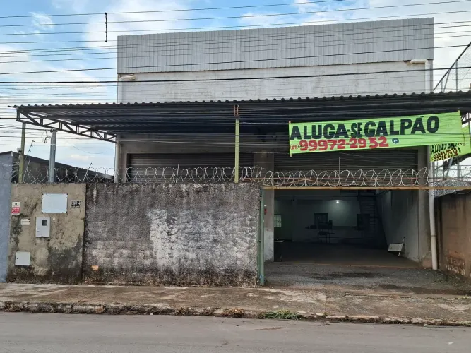 Galpão + mezanino pro Administrativo
