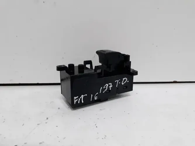 Botão Interruptor Vidro Traseiro Direito Honda Fit 15 À 20
