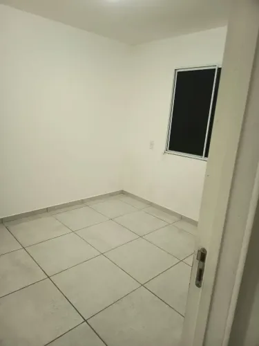 Apartamento com 2 Quarto(s) e 1 banheiro(s) para Alugar, 52 m² por R$ 1222 / Mês