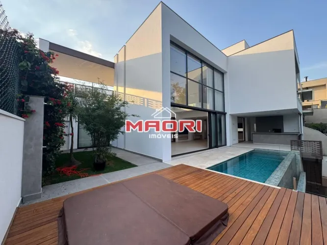 Casa à venda no Condomínio Reserva das Palmeiras em Valinhos