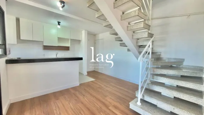 Apartamento Duplex com 3 quartos para alugar, 101 m² - Condomínio Le Monde Campolim - Soro