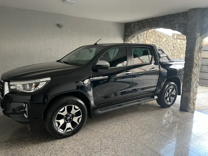 Toyota Hilux CD SRX 4X4 2.8 TDI 16V Diesel Aut. 2019