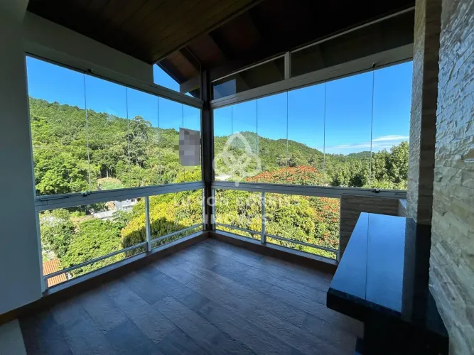 Apartamento para alugar no bairro Jurerê - Florianópolis/SC