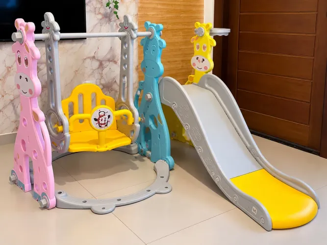 Parquinho playground infantil - EM INDAIAL escorrega balanço