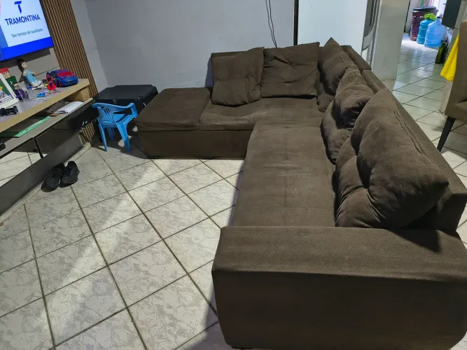 Vendo sofá formato em L - *34