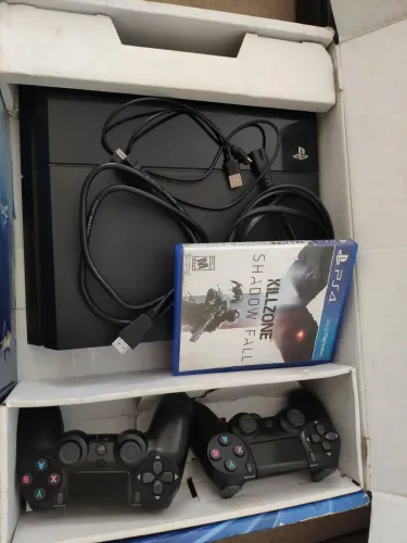 Playstation 4 standard 500GB