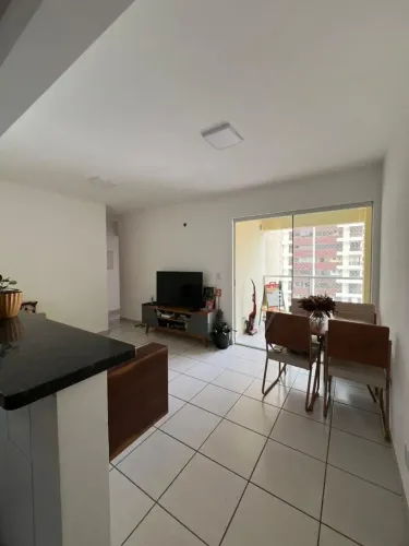 Apartamento 75 M2, 3 quartos, sendo 1 suíte. Nascente - Alto da Glória
