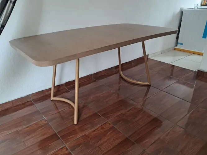 Mesa p/ 6 cadeiras