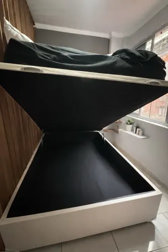 Baú organizador + colchão Casal