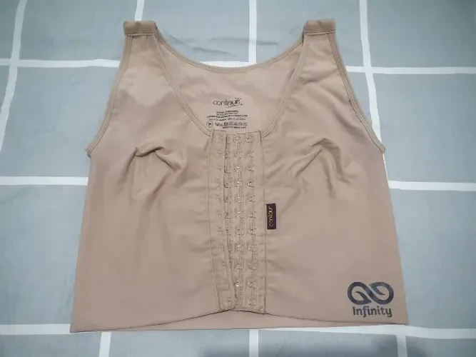 Top contour slim bege m