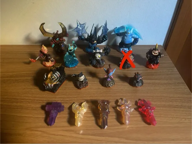 Skylanders Trap Team - figuras variadas