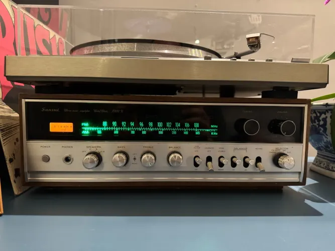 Receiver Vintage Sansui 1000X