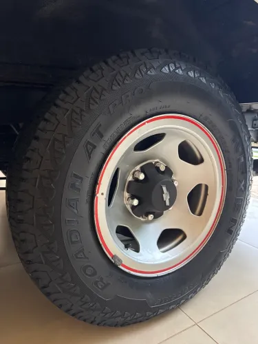 Roda original d20 aro 15, com Pneu