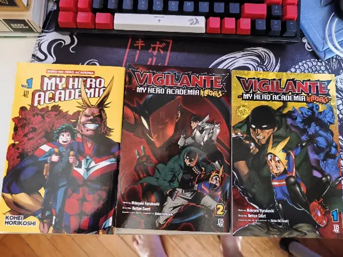 My Hero Academia volume 1 e My hero Academia Vigilantes Volume 1 e 2