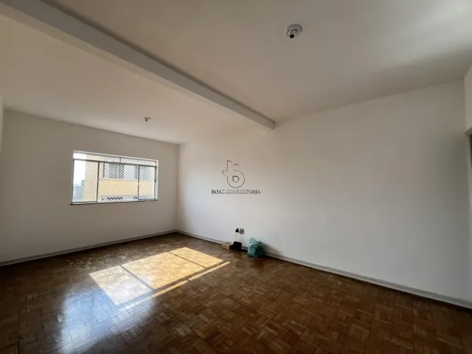 Apartamento Reformado de 103m² com 2 Dormitórios no Centro de Sorocaba/SP