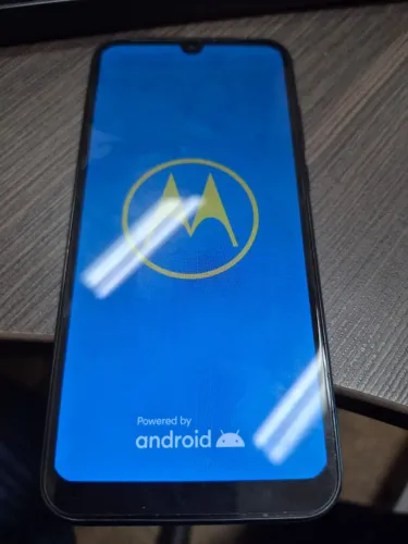 Celular Motorola e6s