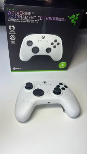 Controle Wolverine V3 Tournament Edition White