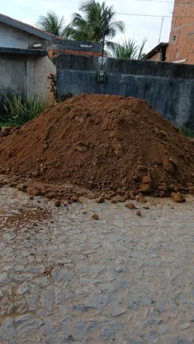 PRECISO DE ATERRO DE ESCAVAÇÃO 