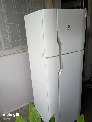 Vendo geladeira Electrolux 110V