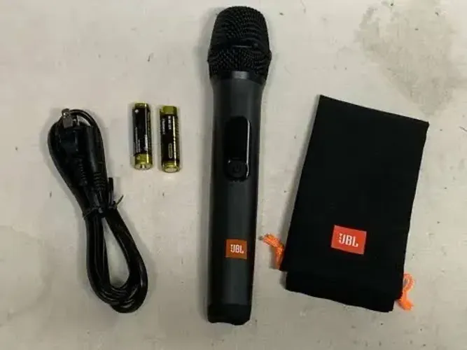 JBL PartyBox On-The-Go + Microfone
